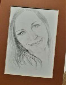 portret kobiety, format A4, ołówek