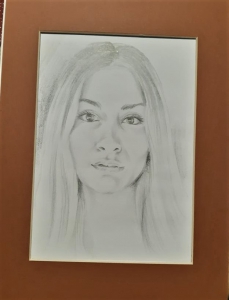 portret kobiety, format A4, ołówek